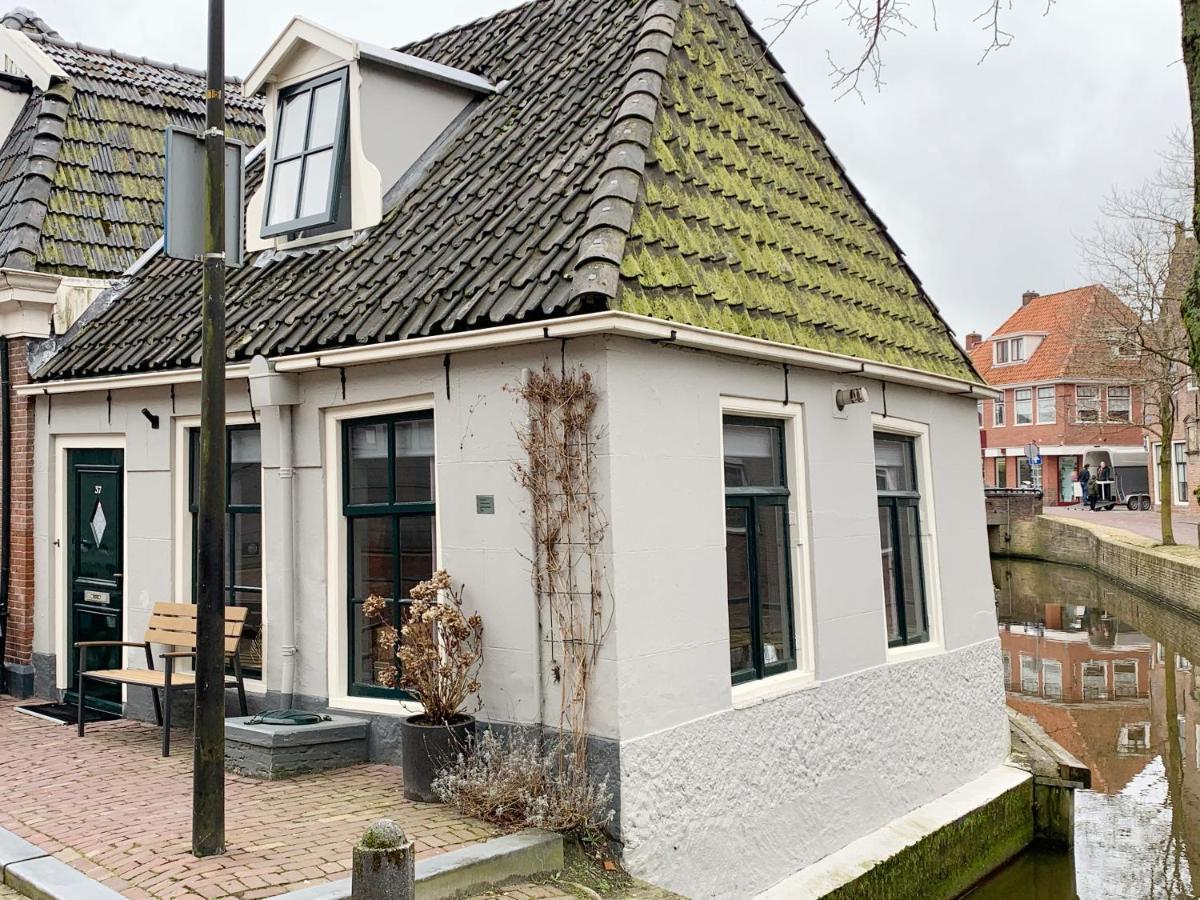 Wetterhuske - Huisje Aan De Gracht فرانيكير المظهر الخارجي الصورة